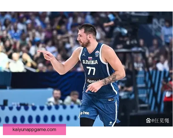 东契奇荣膺生涯第七次月最佳场均37+8+7表现出色 获防守提名